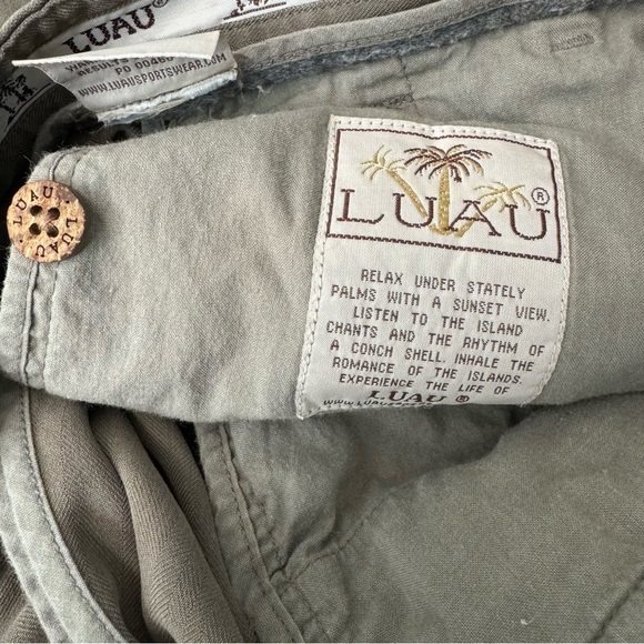 🔹5/$25🔹 Luau Men’s Green Brown 100% Silk Shorts. Inseam 8”. Size 36. - Picture 3 of 13